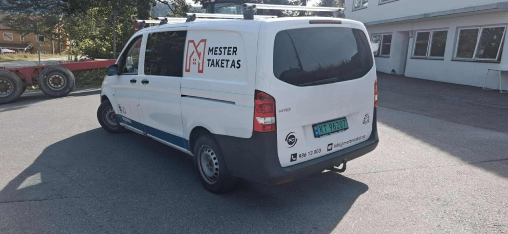 Taktekker i Holmestrand - et prosjekt fra Takpris.no